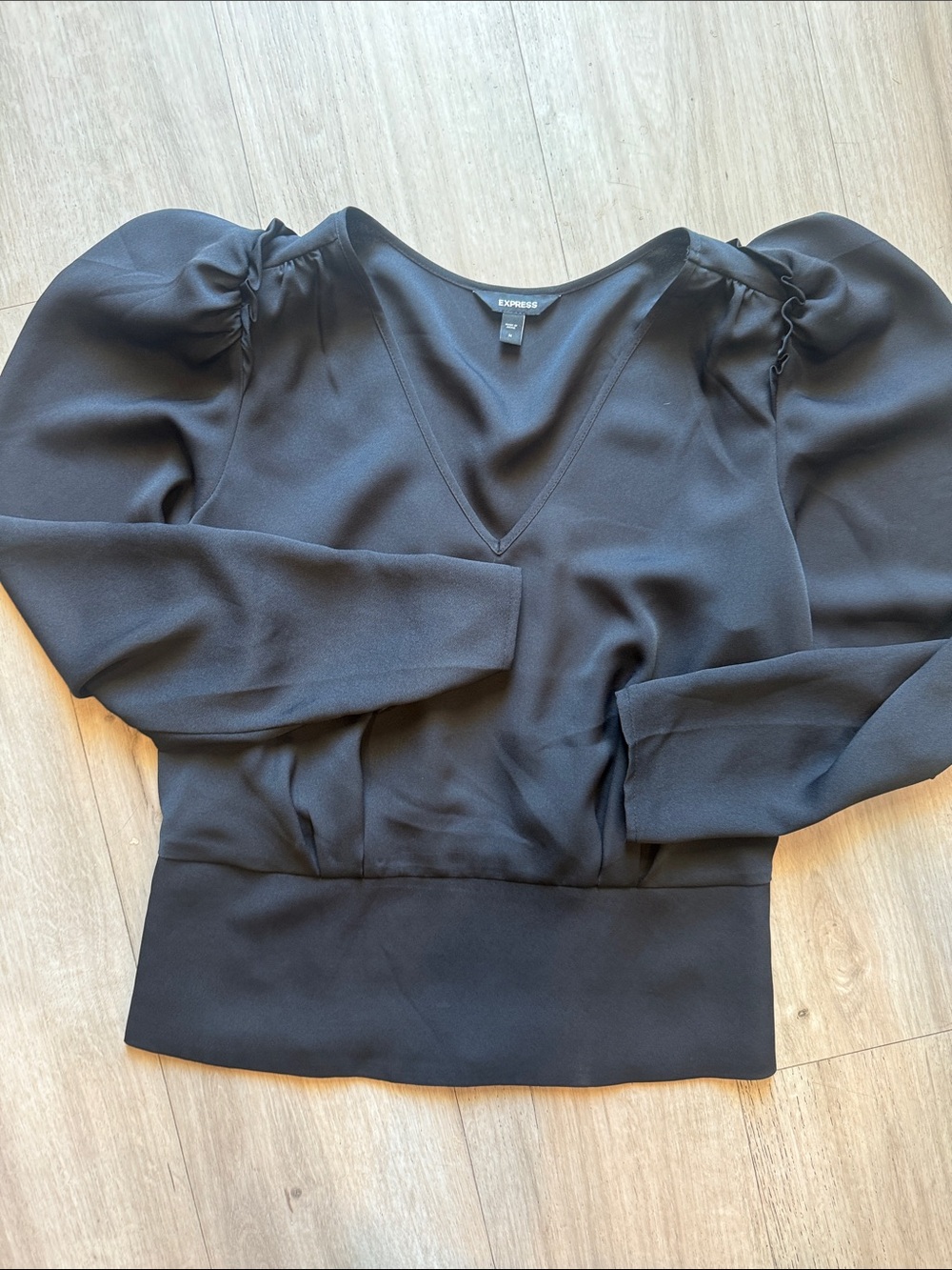 NWOT Express Black V-Neck Puff Sleeve Blouse